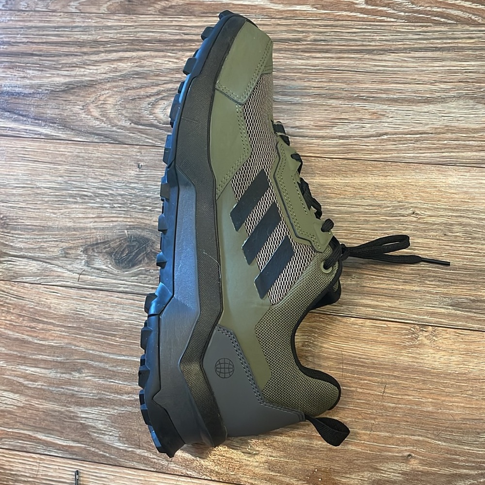 Adidas Terrex - image 3